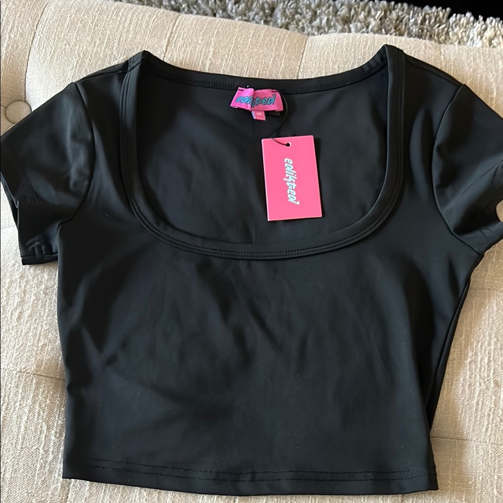 Edikted NWT Black Fitted Cap Sleeve Crop Top